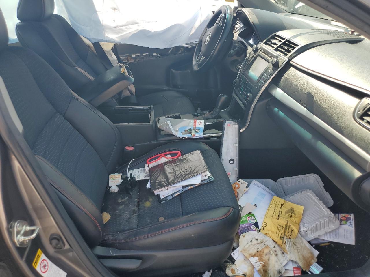 2015 TOYOTA CAMRY