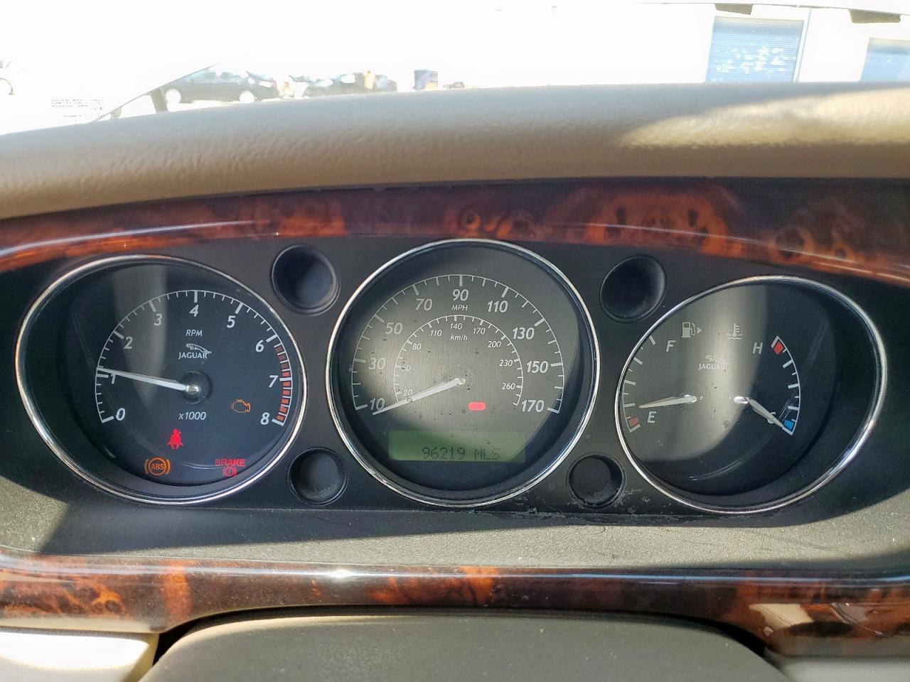 2004 JAGUAR Xj-Series