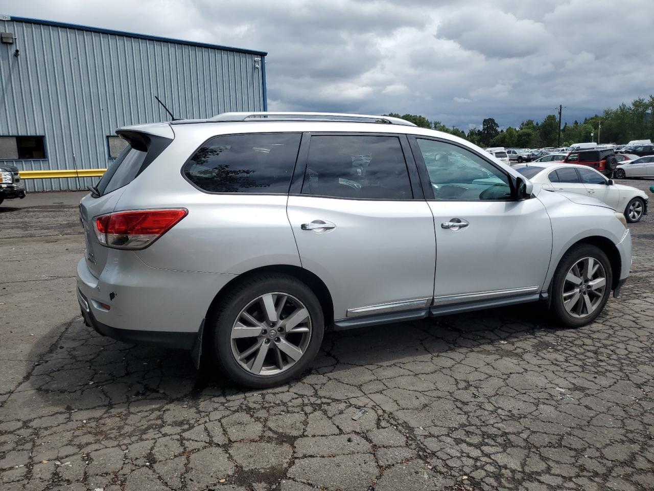 2013 NISSAN PATHFINDER