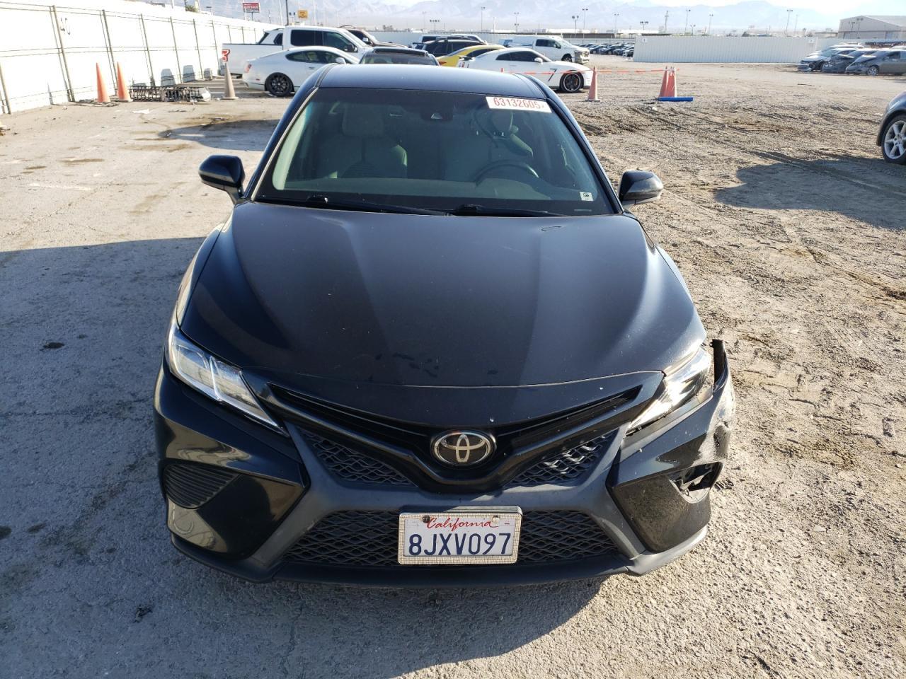 2018 TOYOTA CAMRY