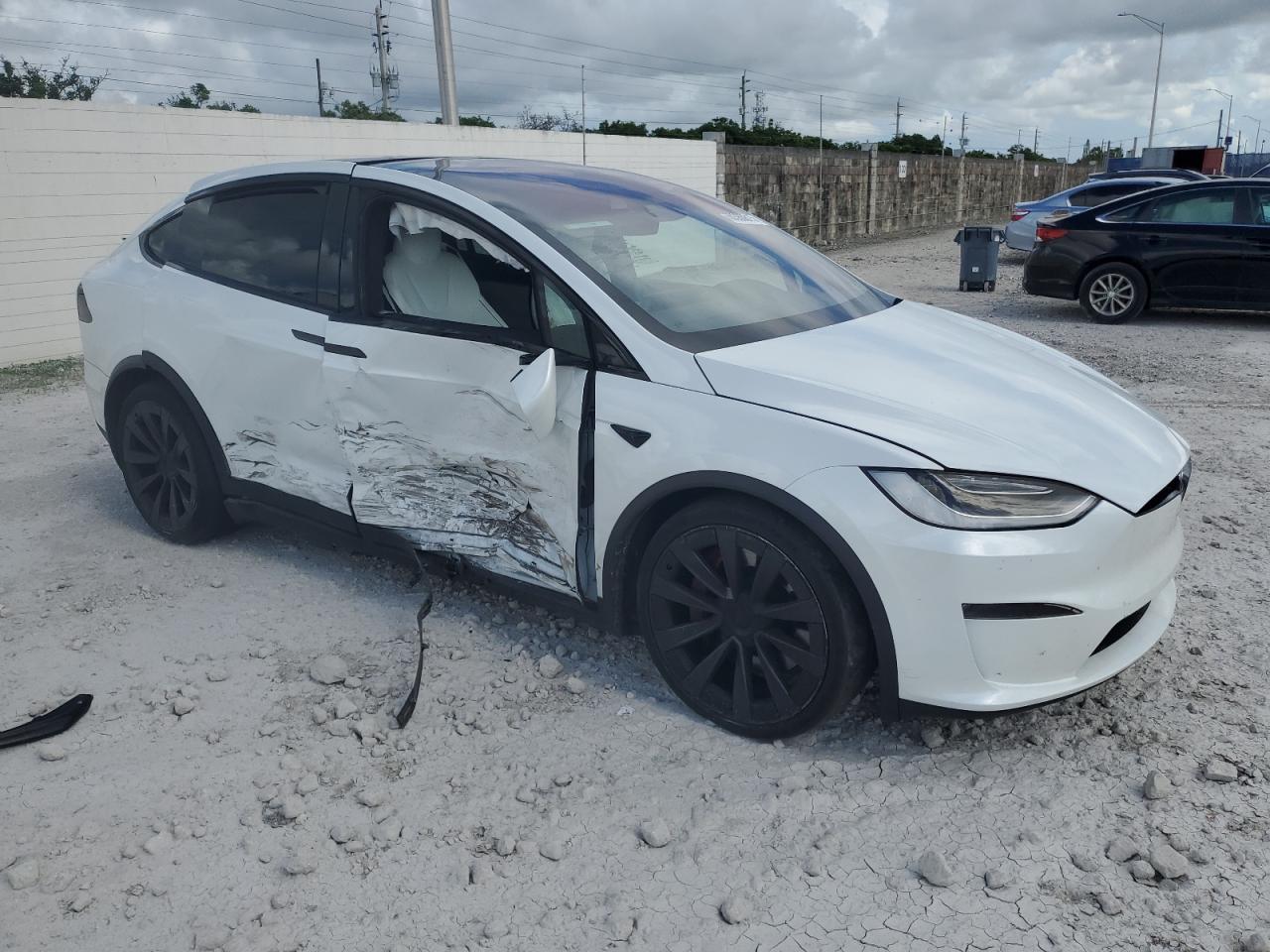 2023 TESLA MODEL X