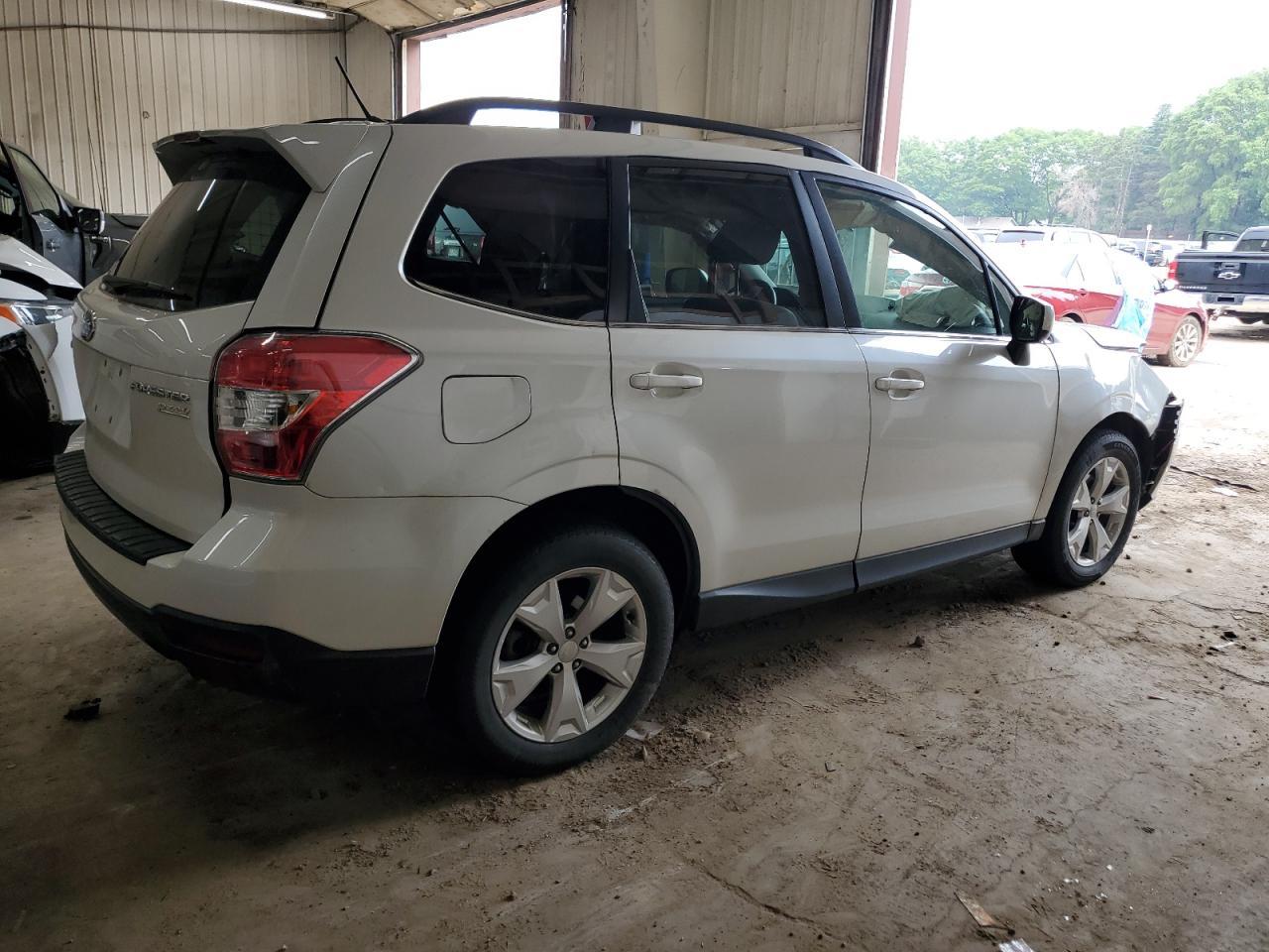 2015 SUBARU FORESTER