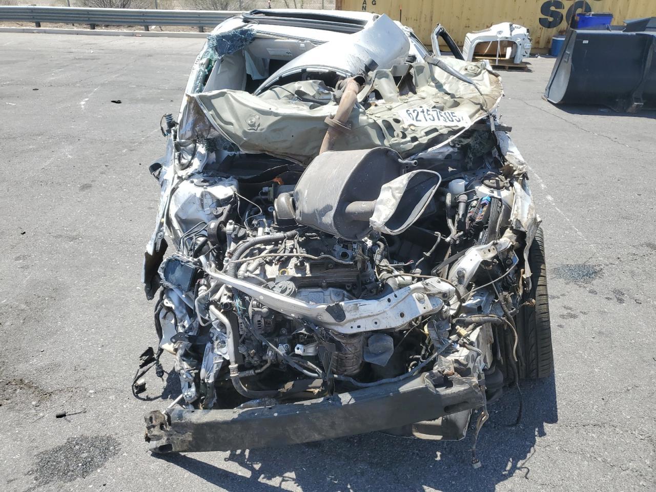 2013 TOYOTA Avalon
