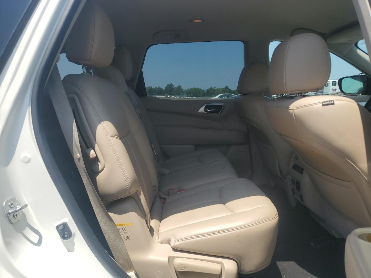 2017 NISSAN PATHFINDER