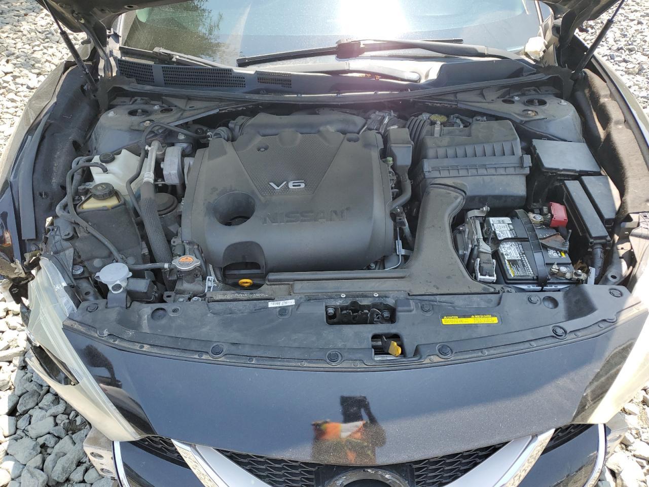 2017 NISSAN Maxima