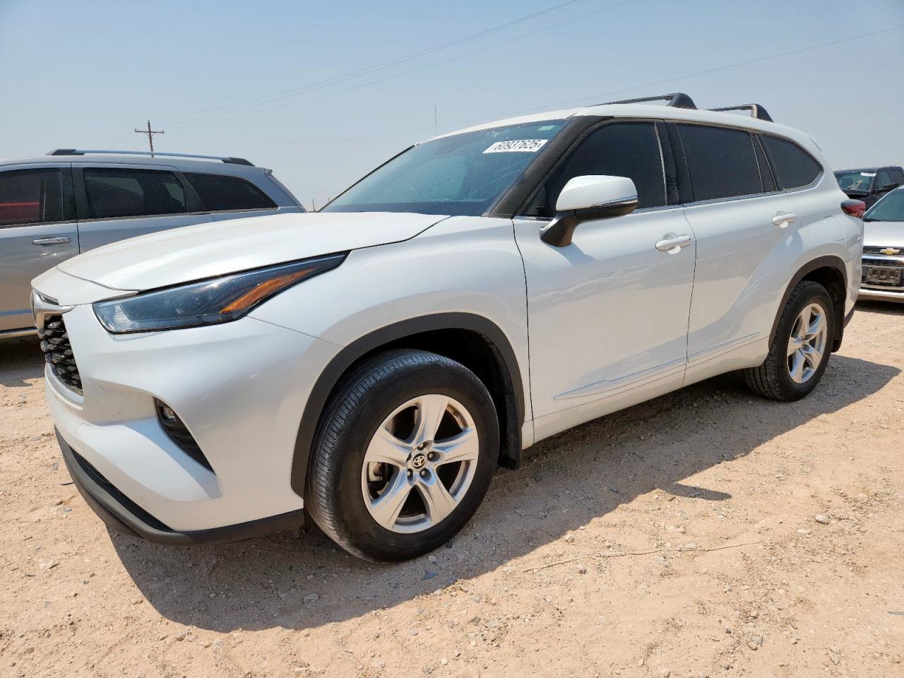 2022 TOYOTA HIGHLANDER