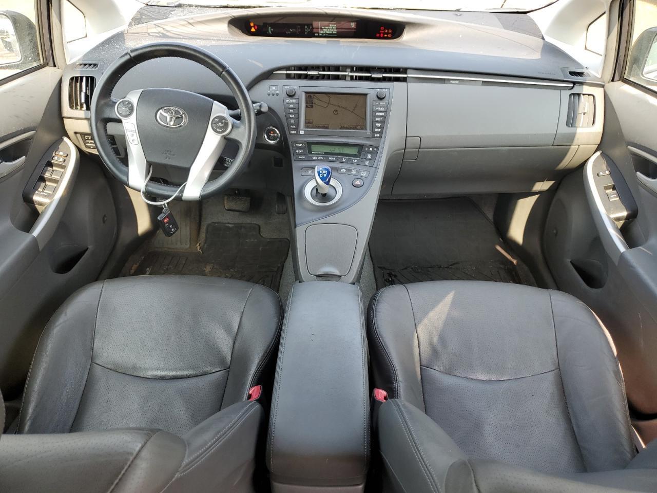 2011 TOYOTA PRIUS