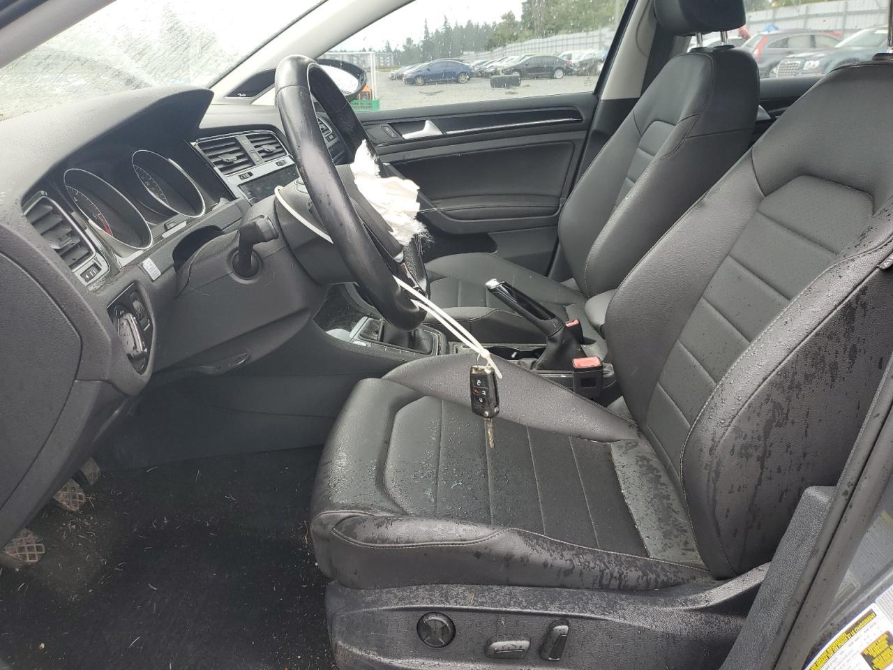 2015 VOLKSWAGEN GOLF