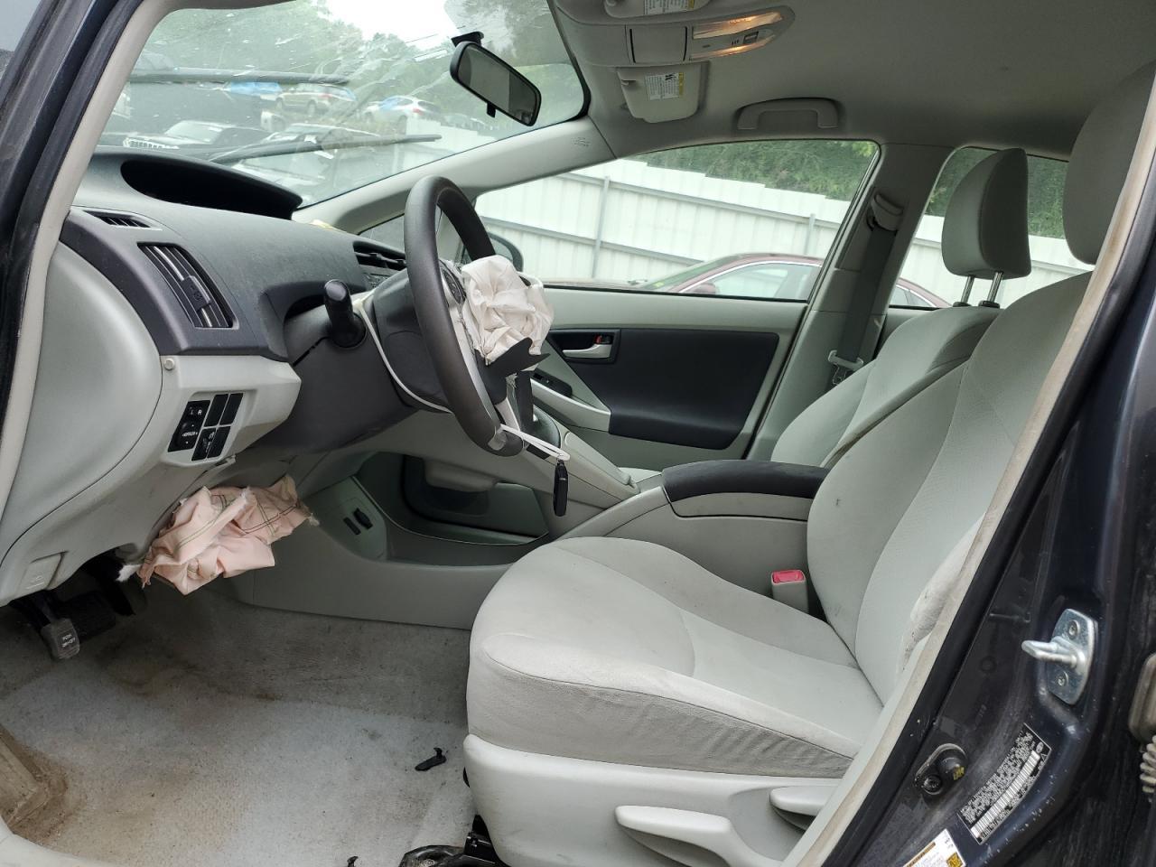 2011 TOYOTA PRIUS