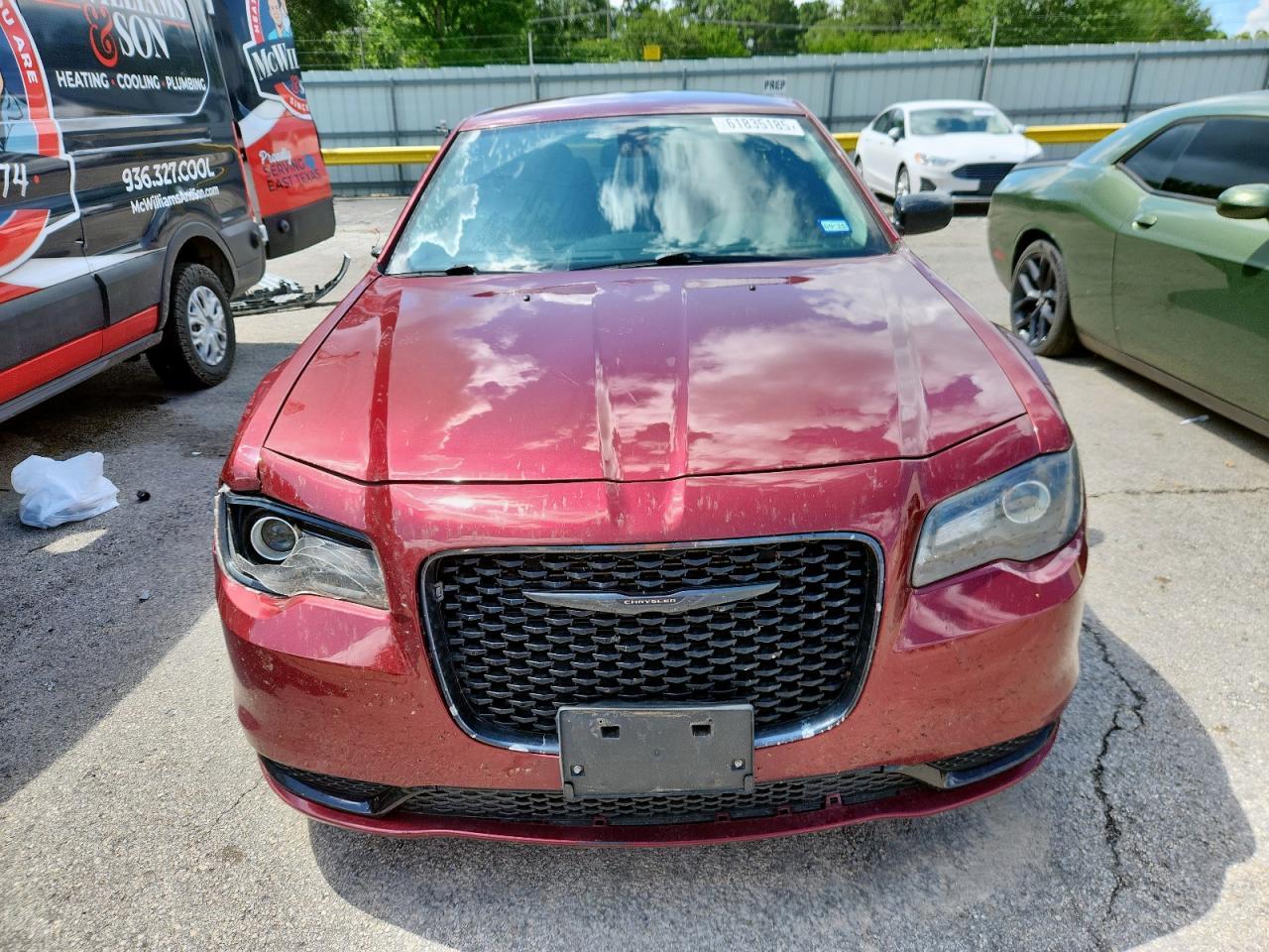 2021 CHRYSLER 300