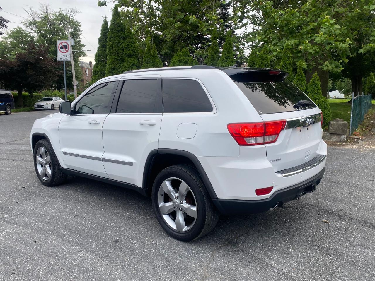 2011 JEEP Grand Cherokee
