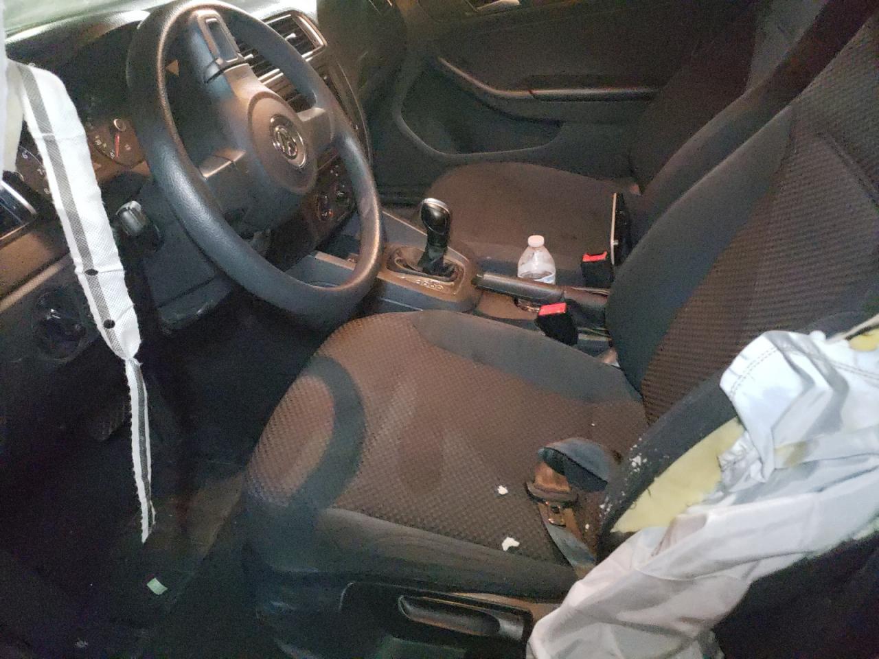 2014 VOLKSWAGEN JETTA