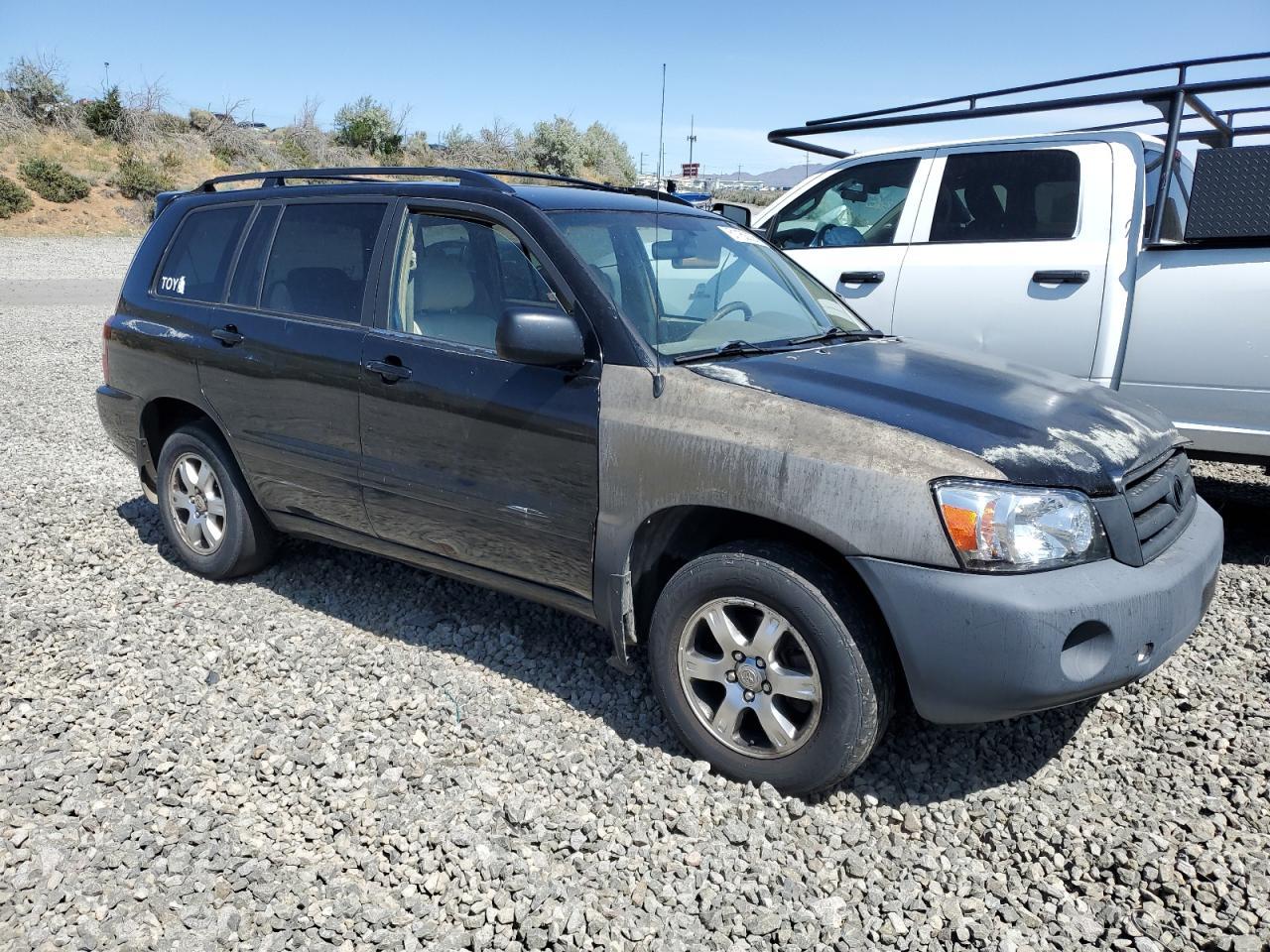 2004 TOYOTA HIGHLANDER