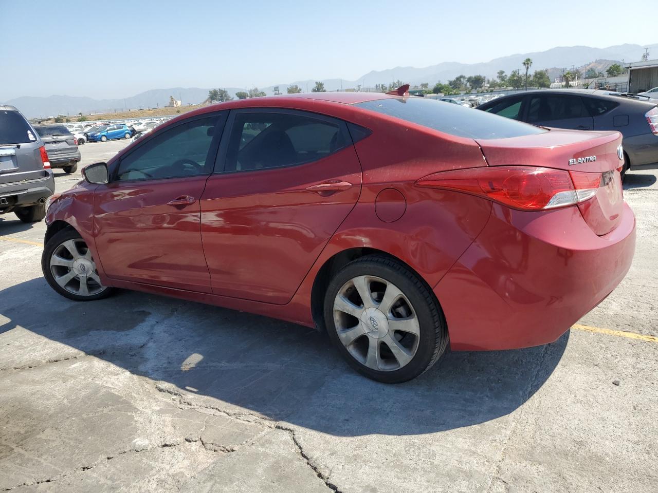 2012 HYUNDAI ELANTRA