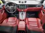 2016 PORSCHE Macan