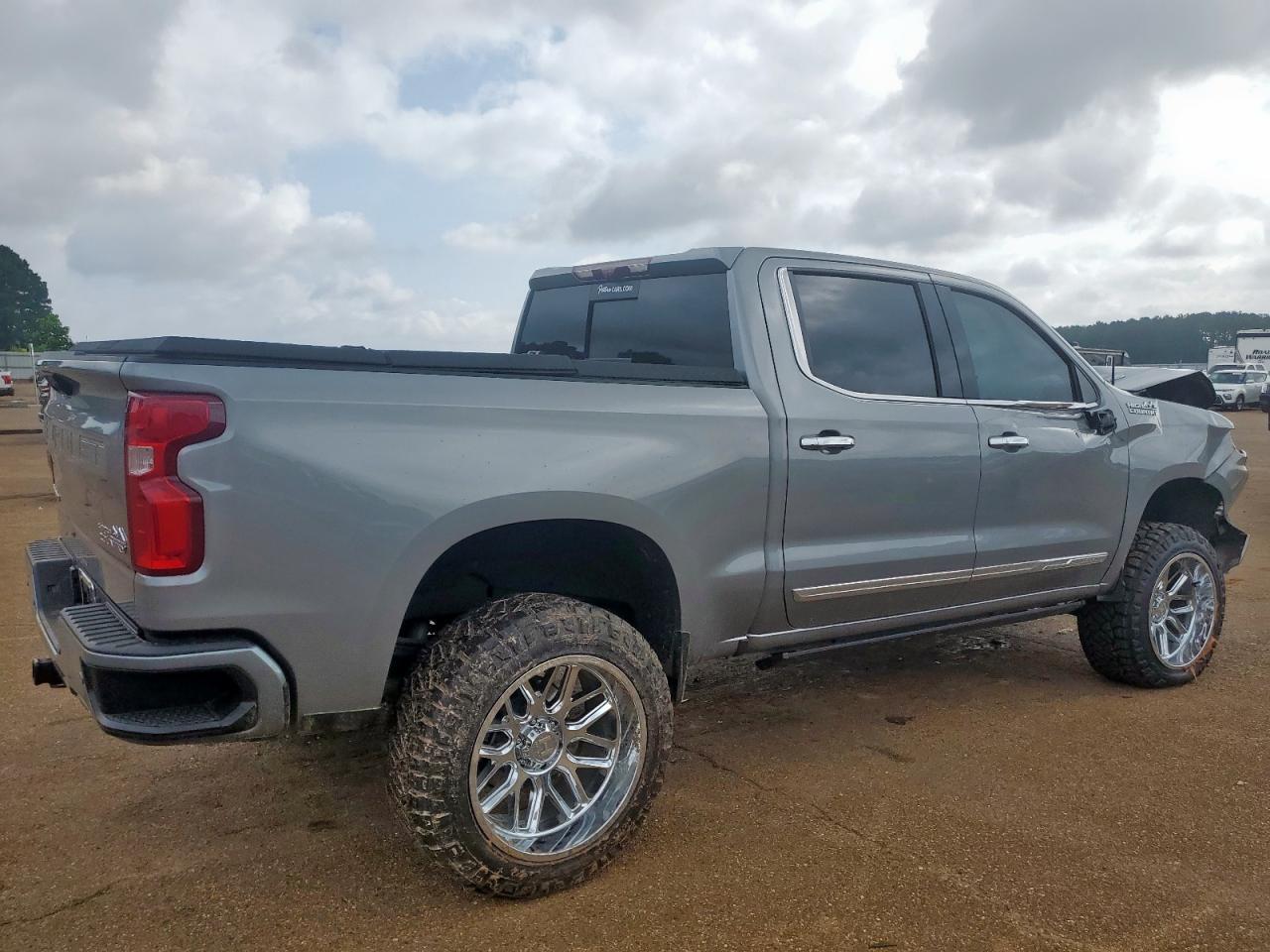 2023 CHEVROLET Silverado