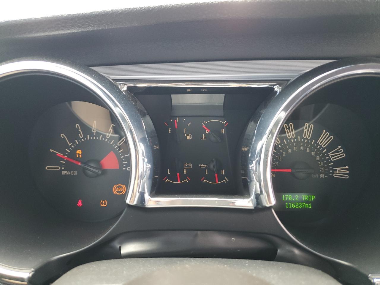 2009 FORD MUSTANG