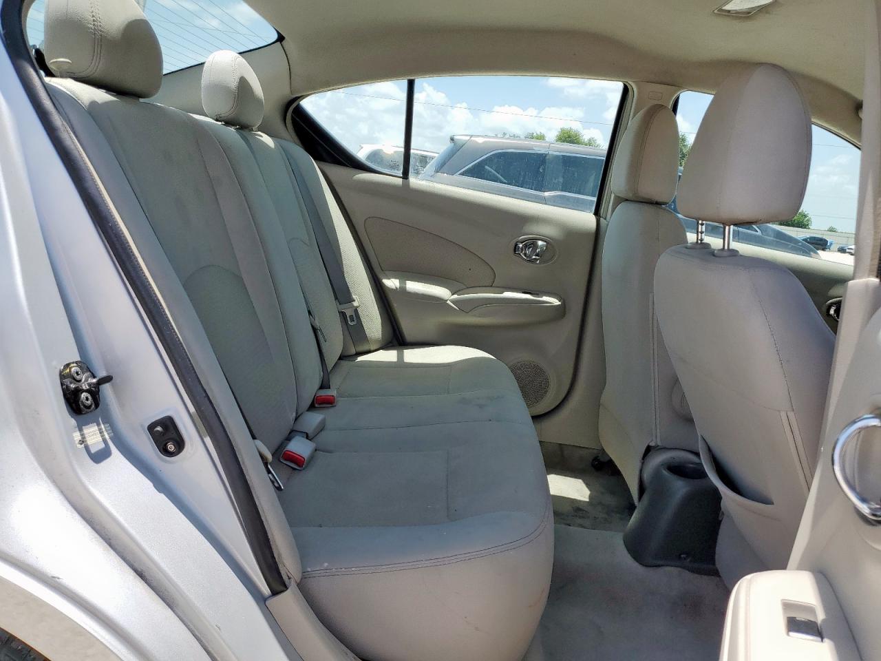 2014 NISSAN VERSA
