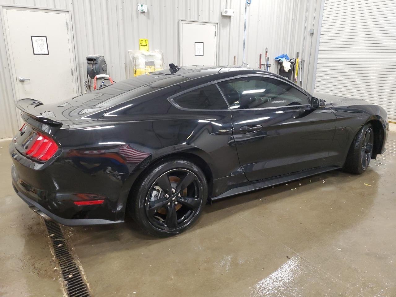 2022 FORD MUSTANG