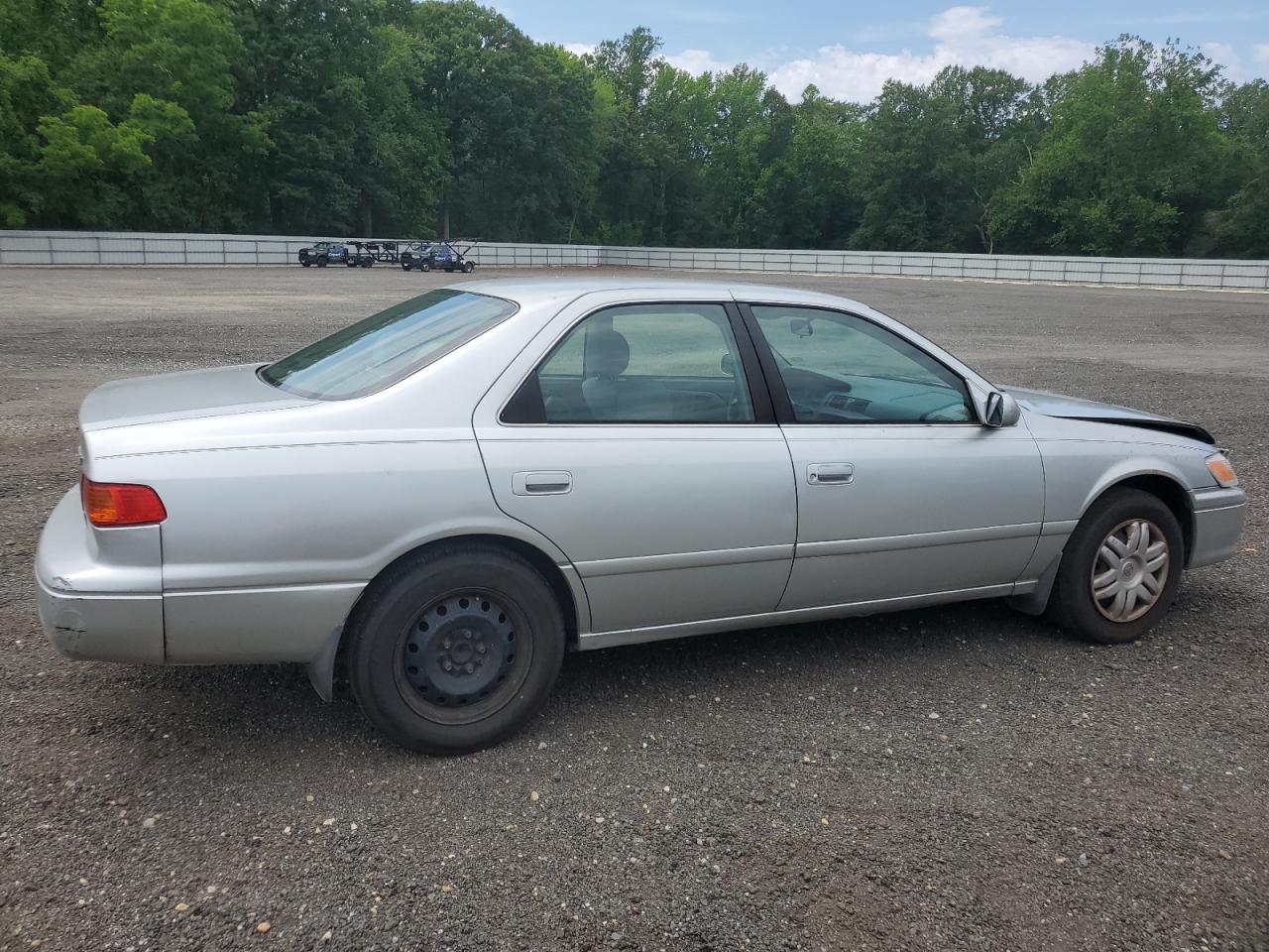 2001 TOYOTA CAMRY