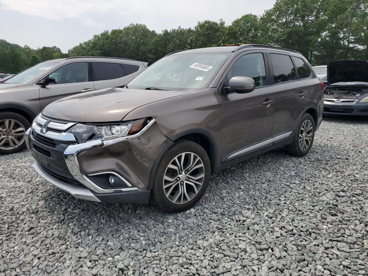 2016 MITSUBISHI outlander