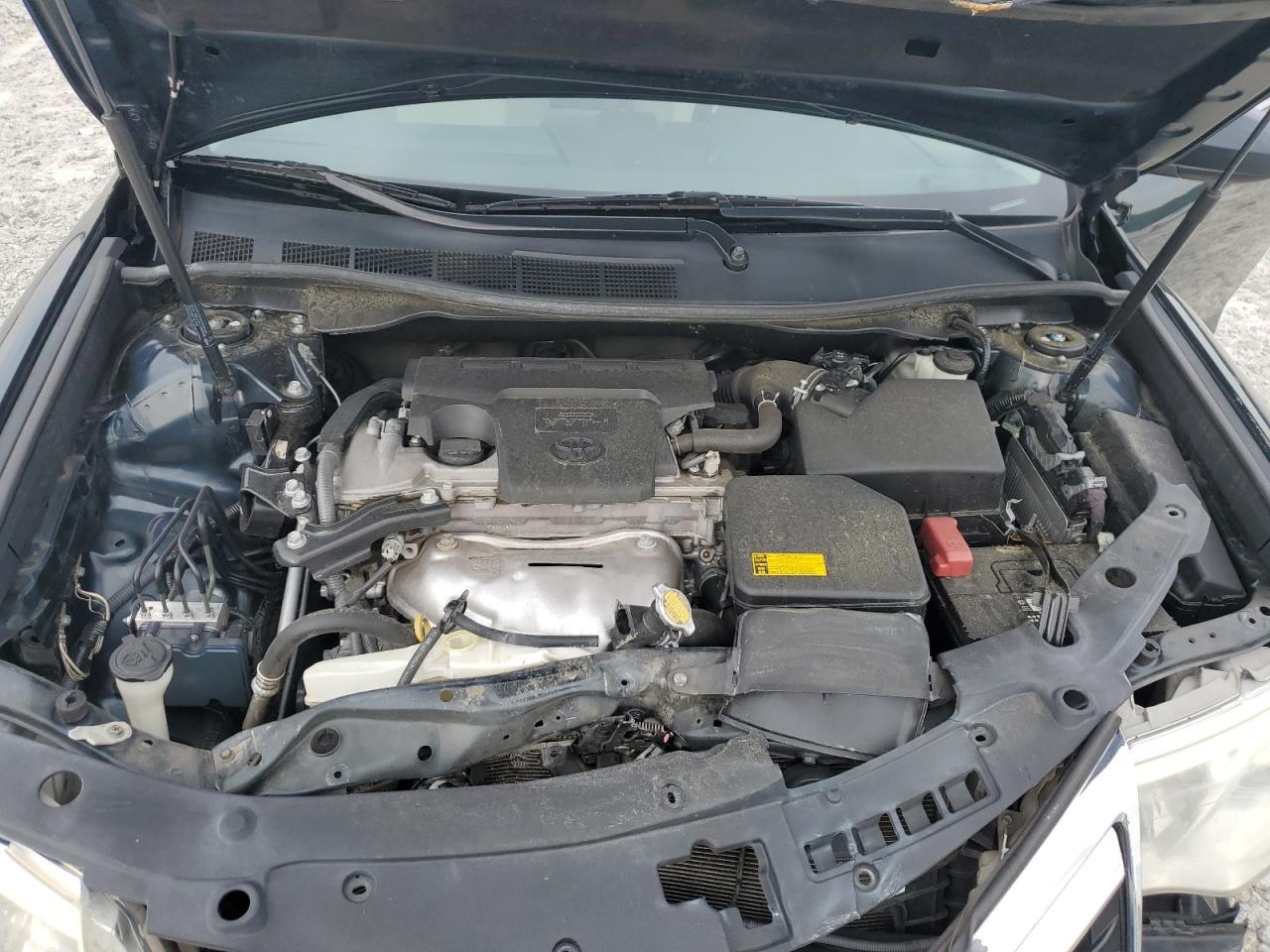 2014 TOYOTA CAMRY