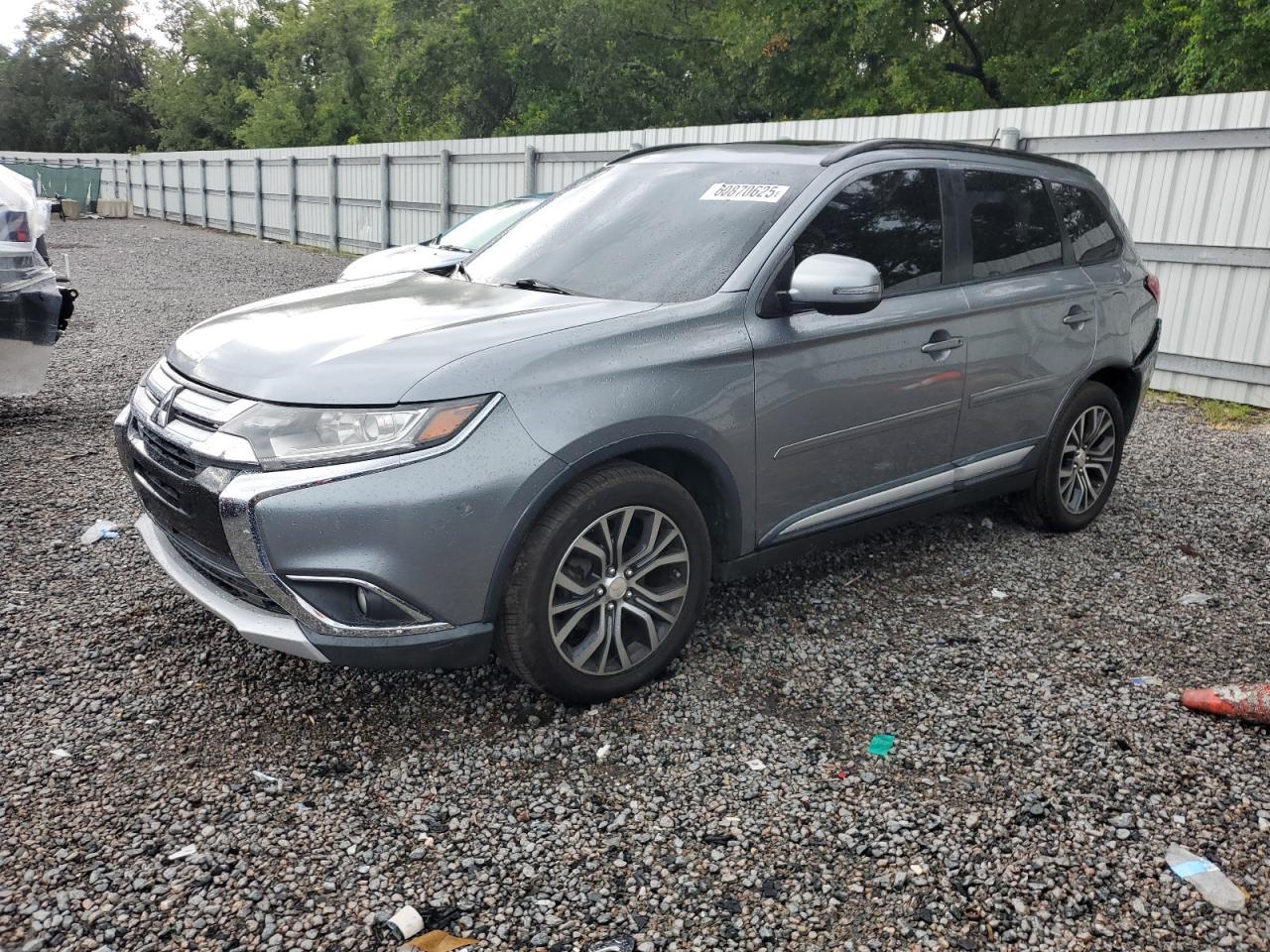 2016 MITSUBISHI outlander