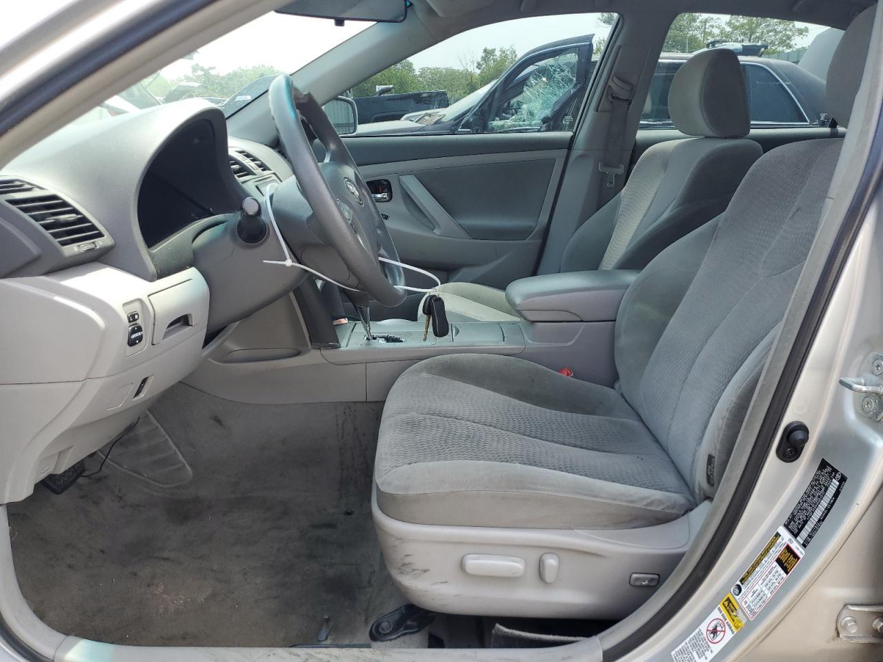 2010 TOYOTA CAMRY