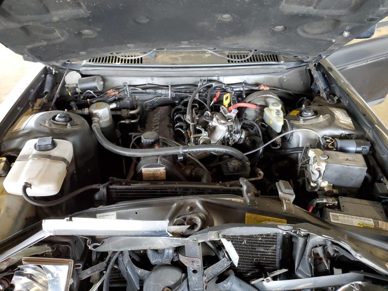 1993 VOLVO 240