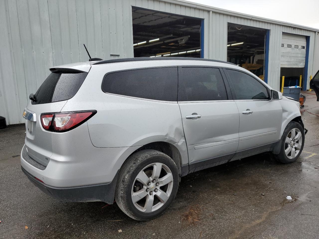 2017 CHEVROLET TRAVERSE
