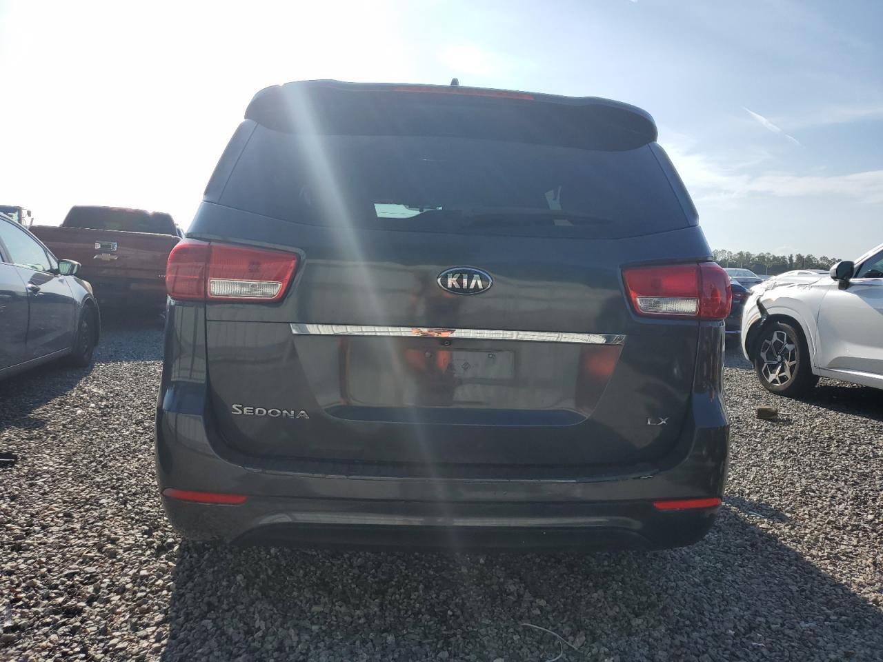 2017 KIA SEDONA