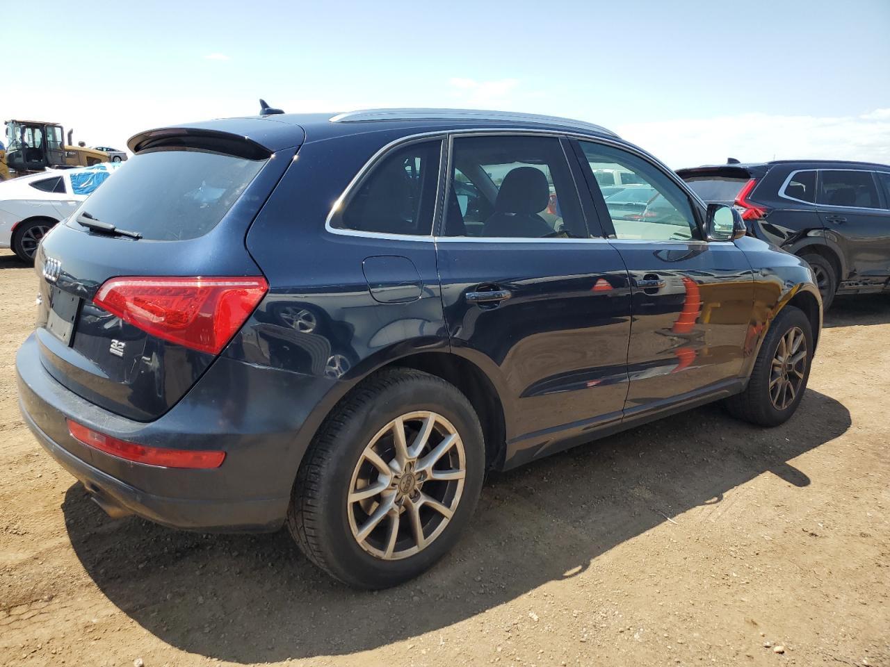 2010 AUDI Q5
