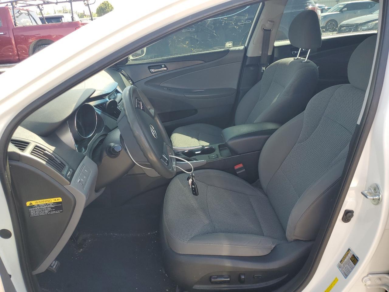 2014 HYUNDAI SONATA