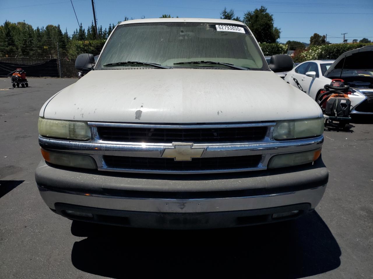 2004 CHEVROLET Tahoe