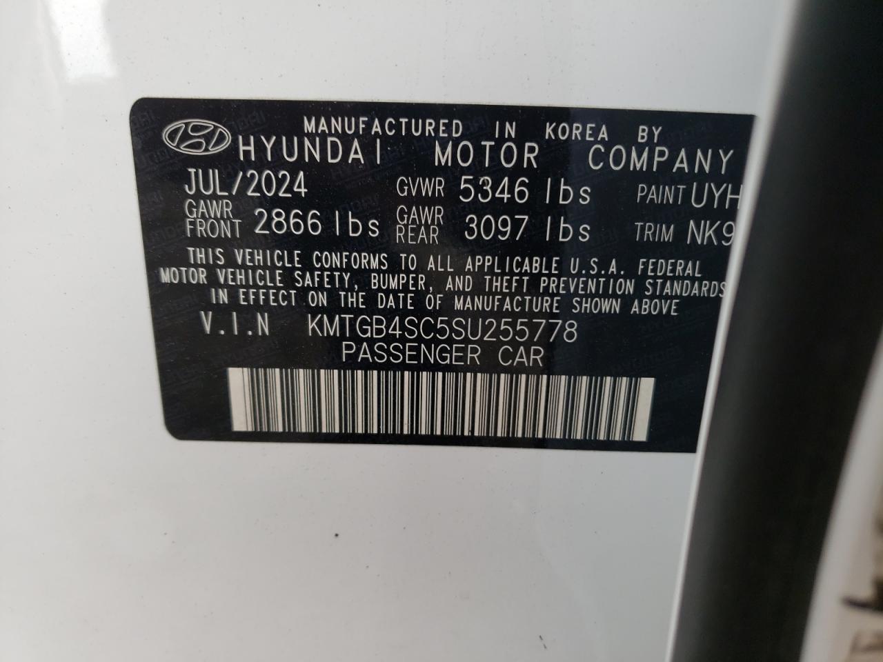 2025 GENESIS G80