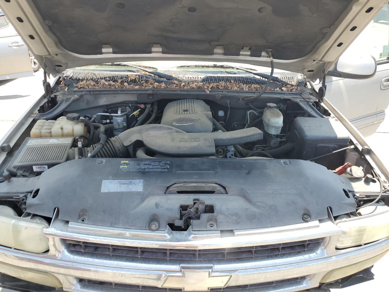 2004 CHEVROLET Tahoe