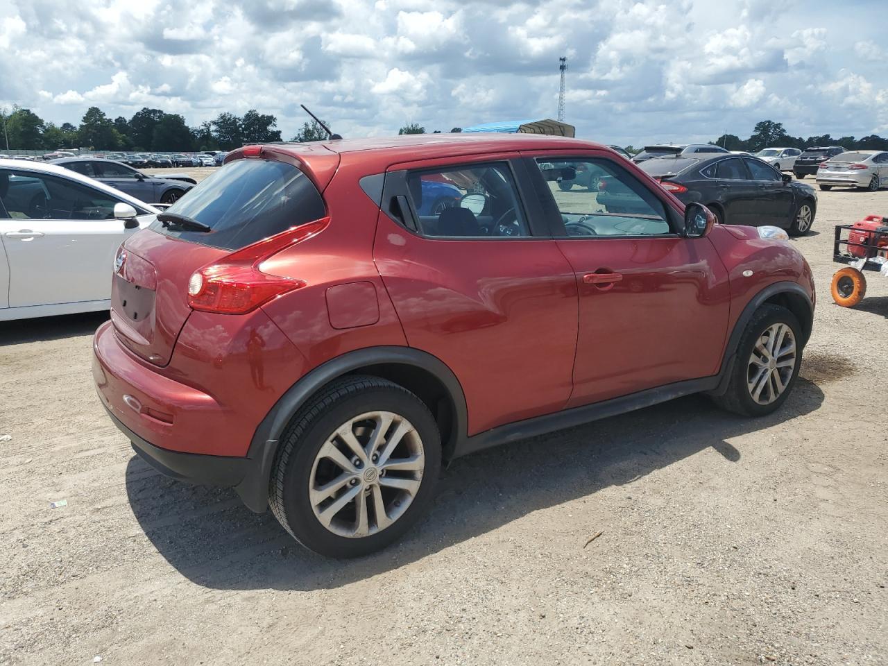 2013 NISSAN Juke