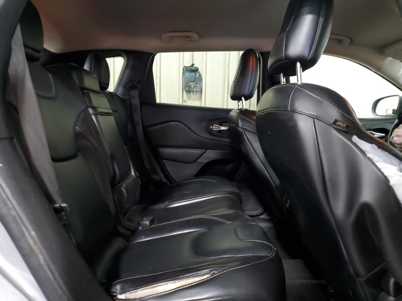 2016 JEEP CHEROKEE