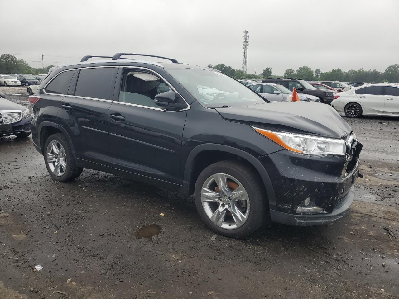 2015 TOYOTA HIGHLANDER