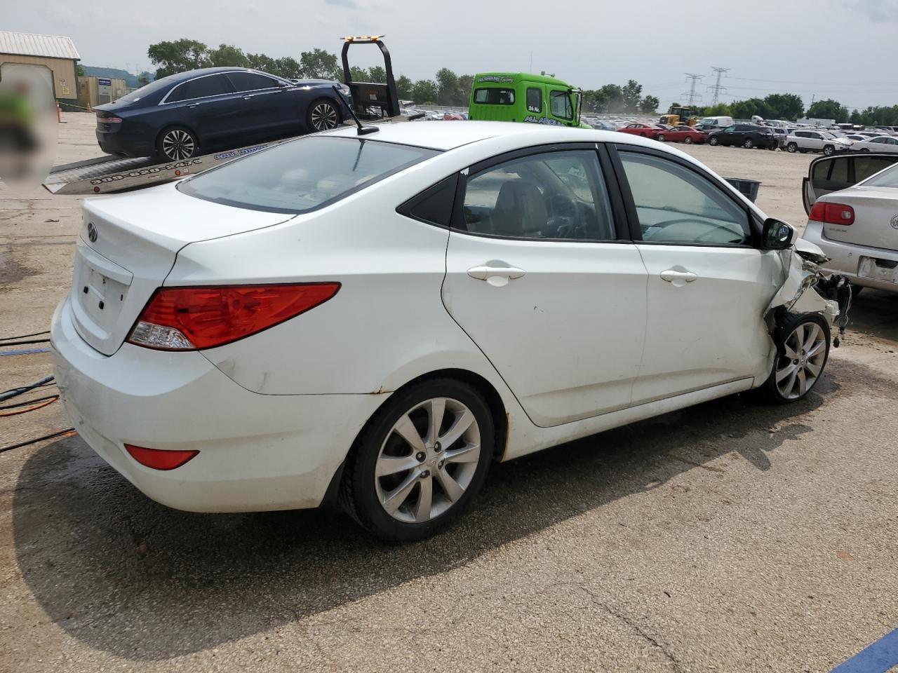 2012 HYUNDAI ACCENT