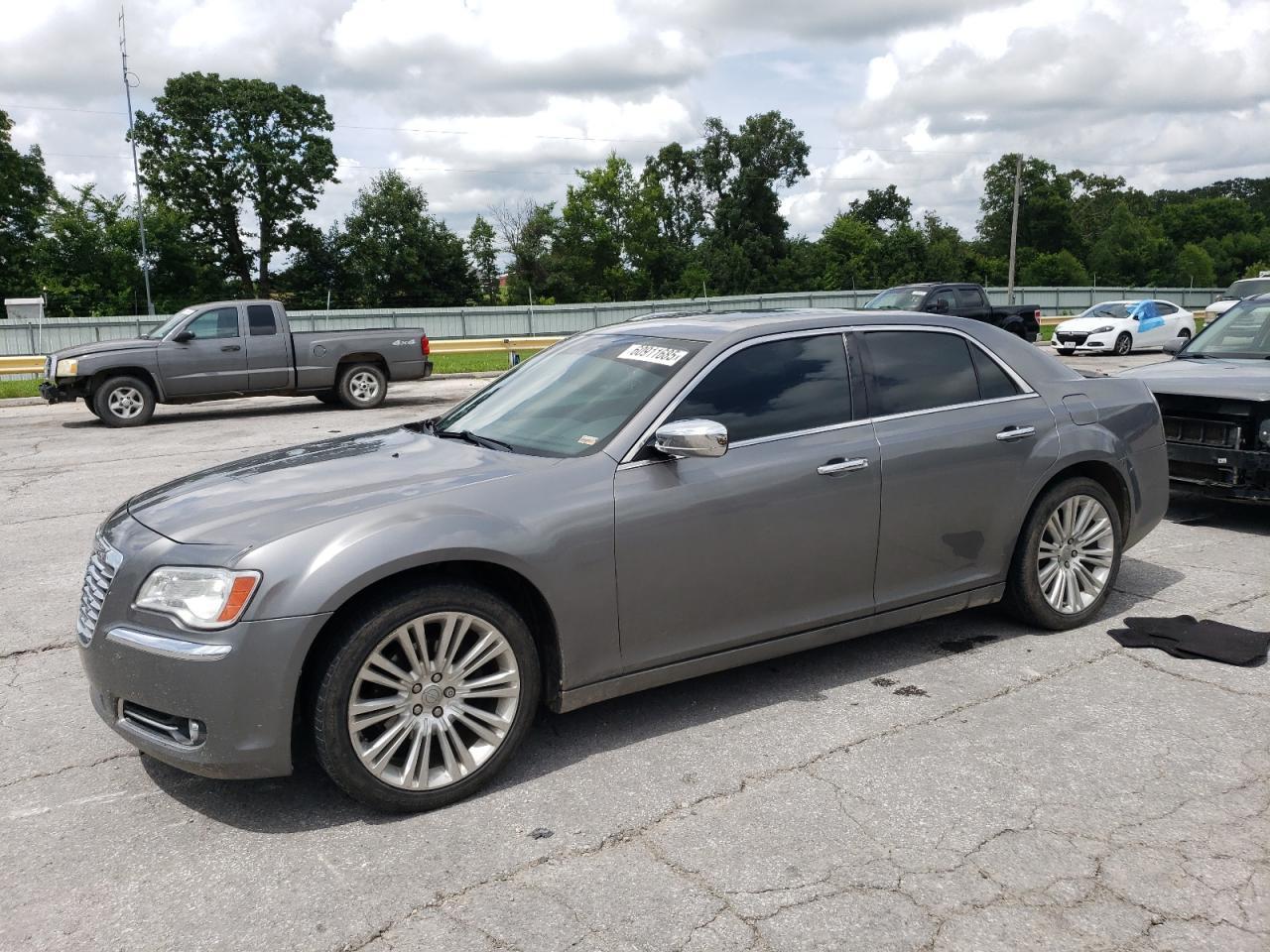 2011 CHRYSLER 300