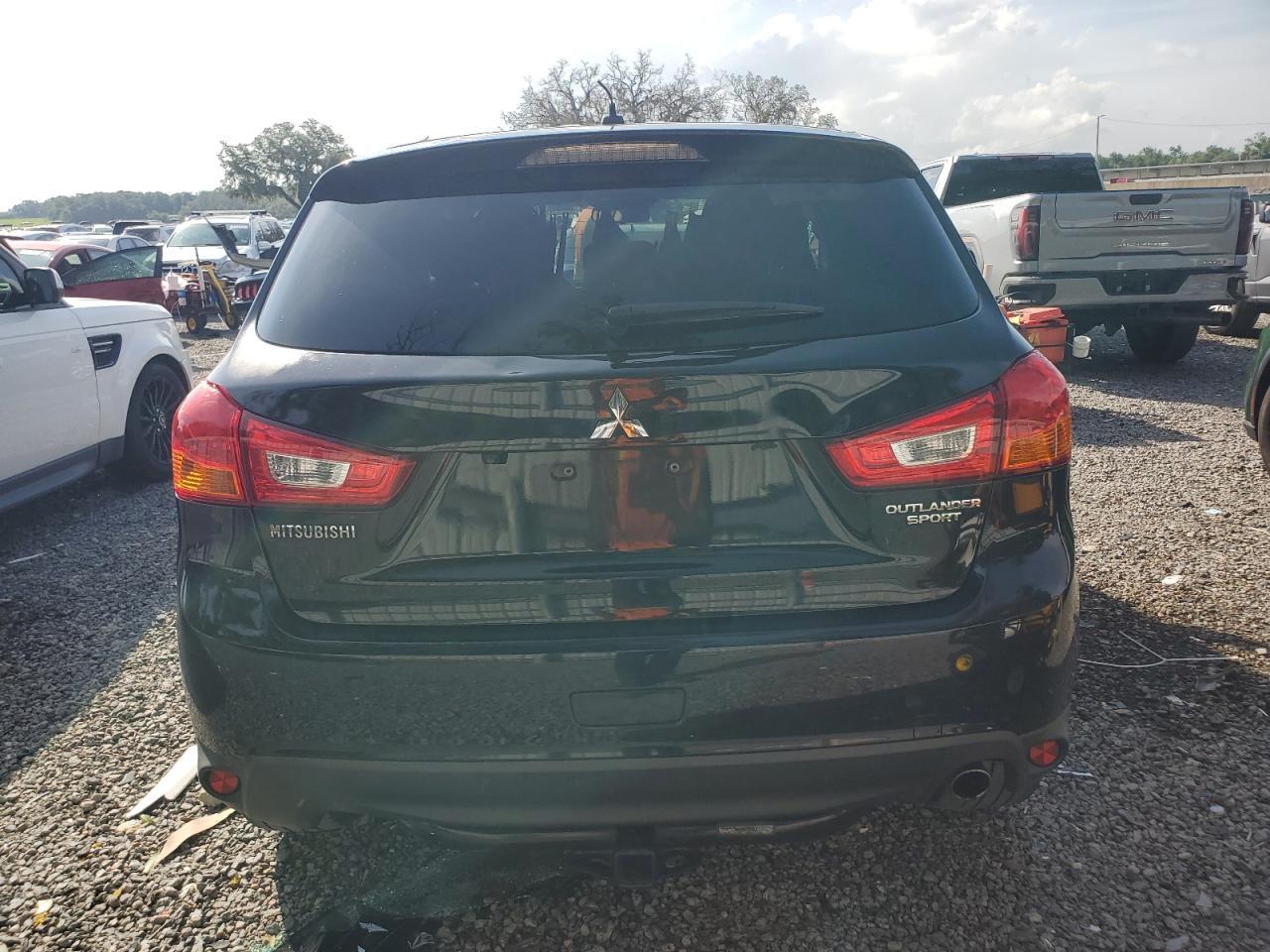 2015 MITSUBISHI outlander