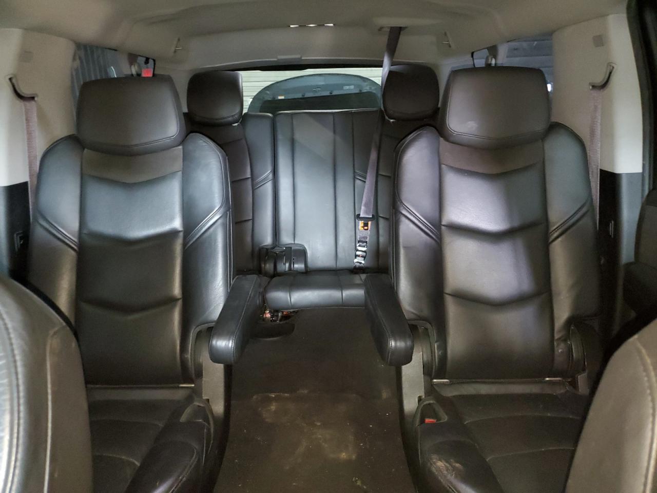 2015 CADILLAC Escalade ESV