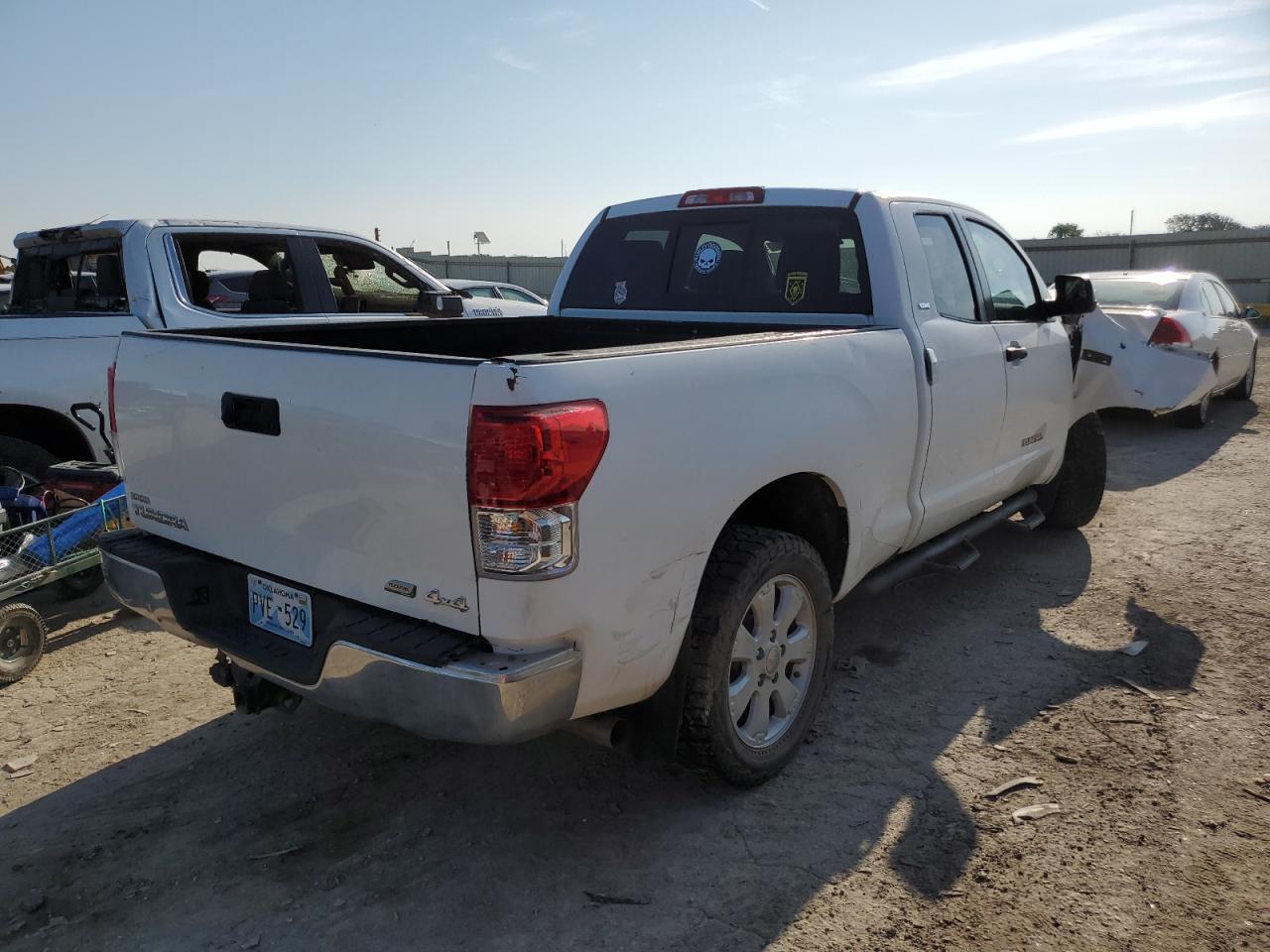 2011 TOYOTA TUNDRA