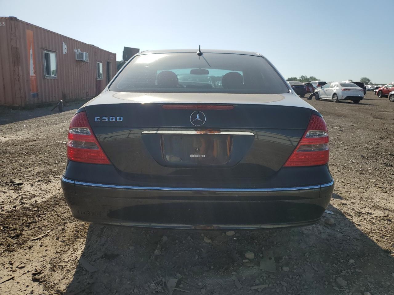 2004 MERCEDES-BENZ E-Class