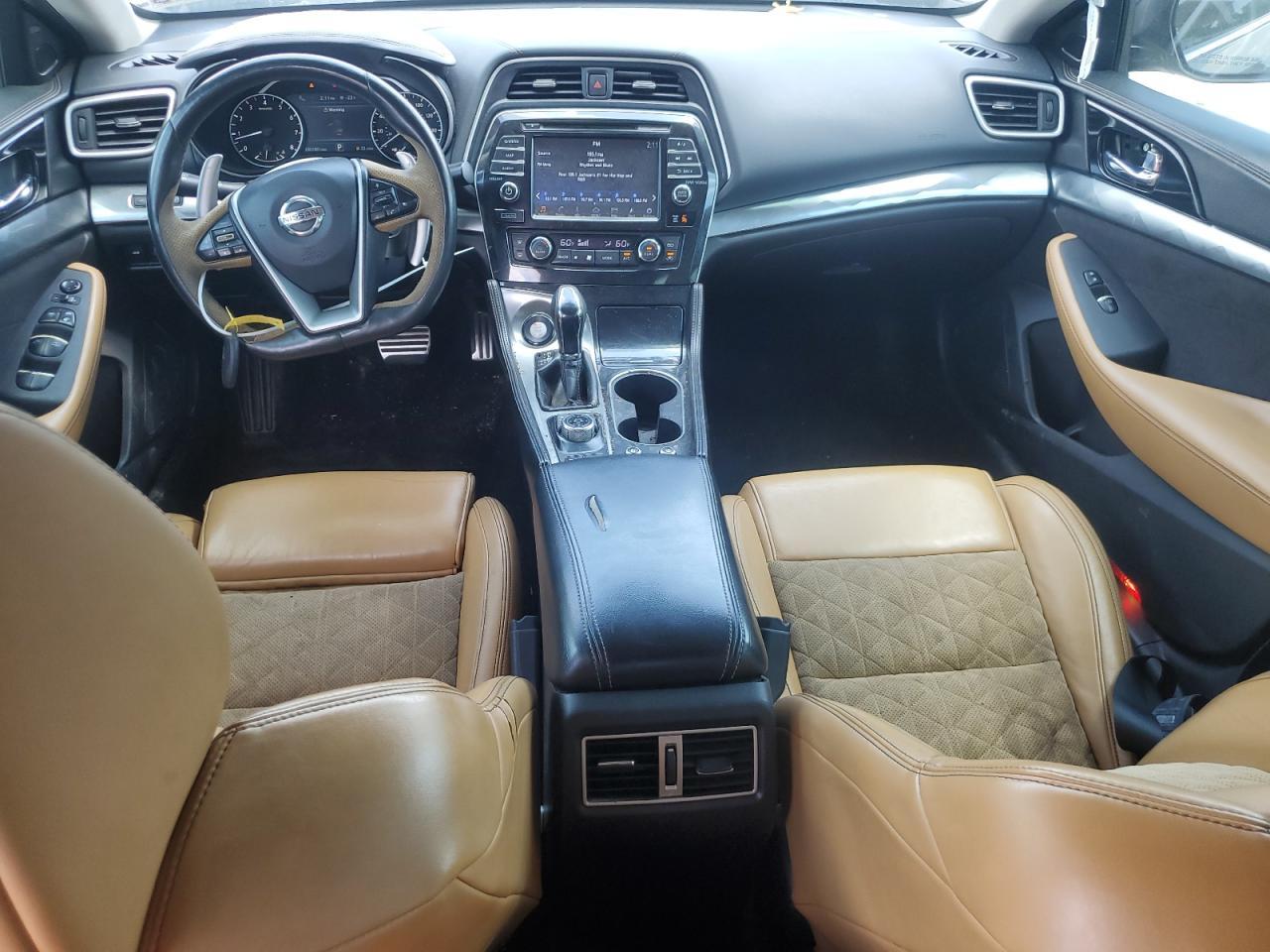 2016 NISSAN Maxima