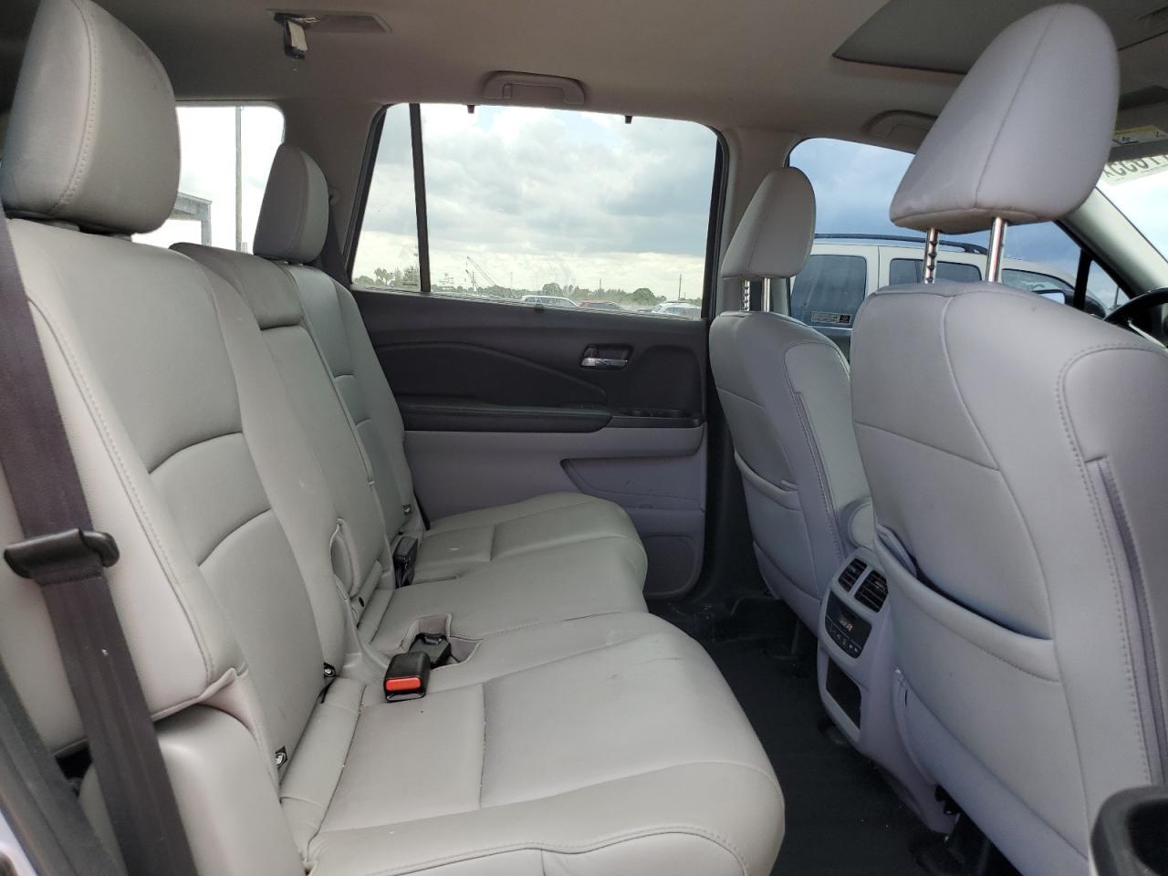 2020 HONDA PILOT