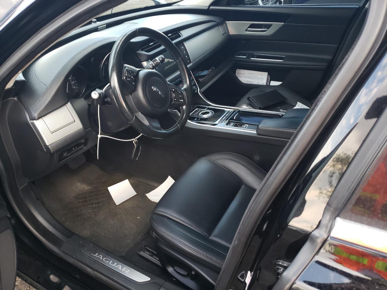 2017 JAGUAR XF