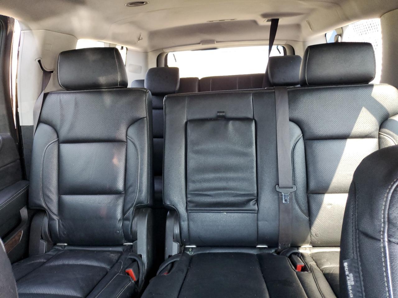 2017 CHEVROLET Suburban