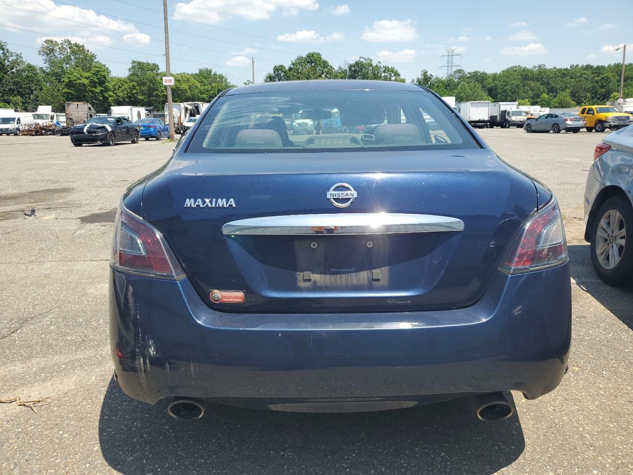 2014 NISSAN Maxima
